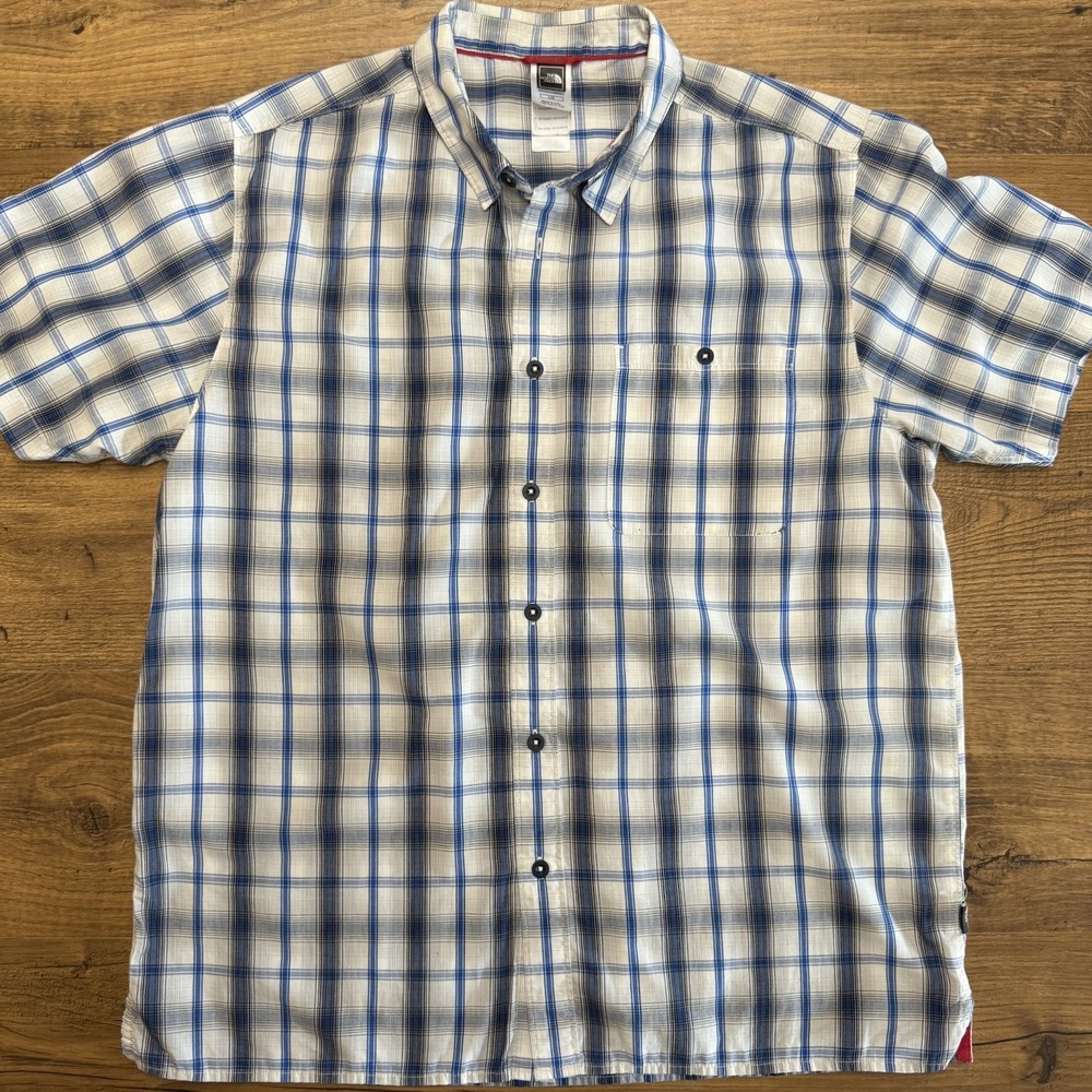 The North Face Mens Large Button Up Blue White Plaid SS‎ Outdoor Casual READ